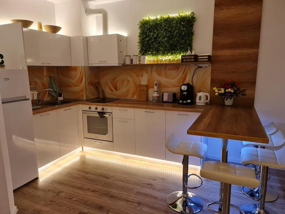 Ferienwohnung Little Treasure By The Sea Pomorie Exterior foto